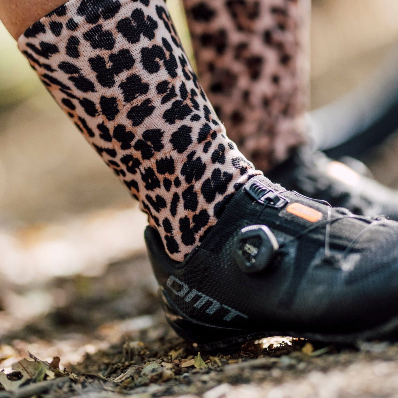 botthms Golden Leopard Socks Crew Socks
